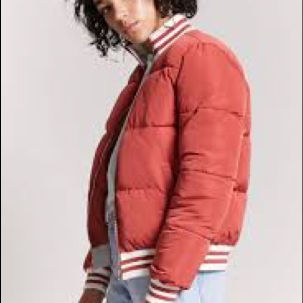 BARELY WORN F21 Salmon Puffer Bomber Jacket
